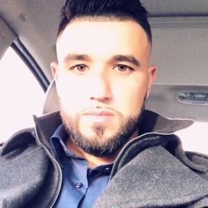 Meet your Posher, Fabian